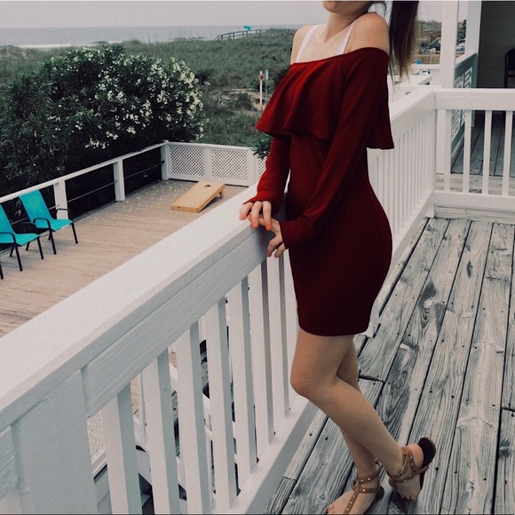 SOLD❗️Mini Dress - Picture 3 of 3